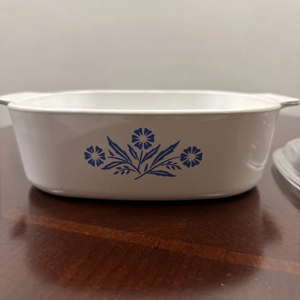 Vintage Corning Ware Blue Cornflower A-2-B 2‎ Liter Casserole Pyrex Lid A9C 22-C
